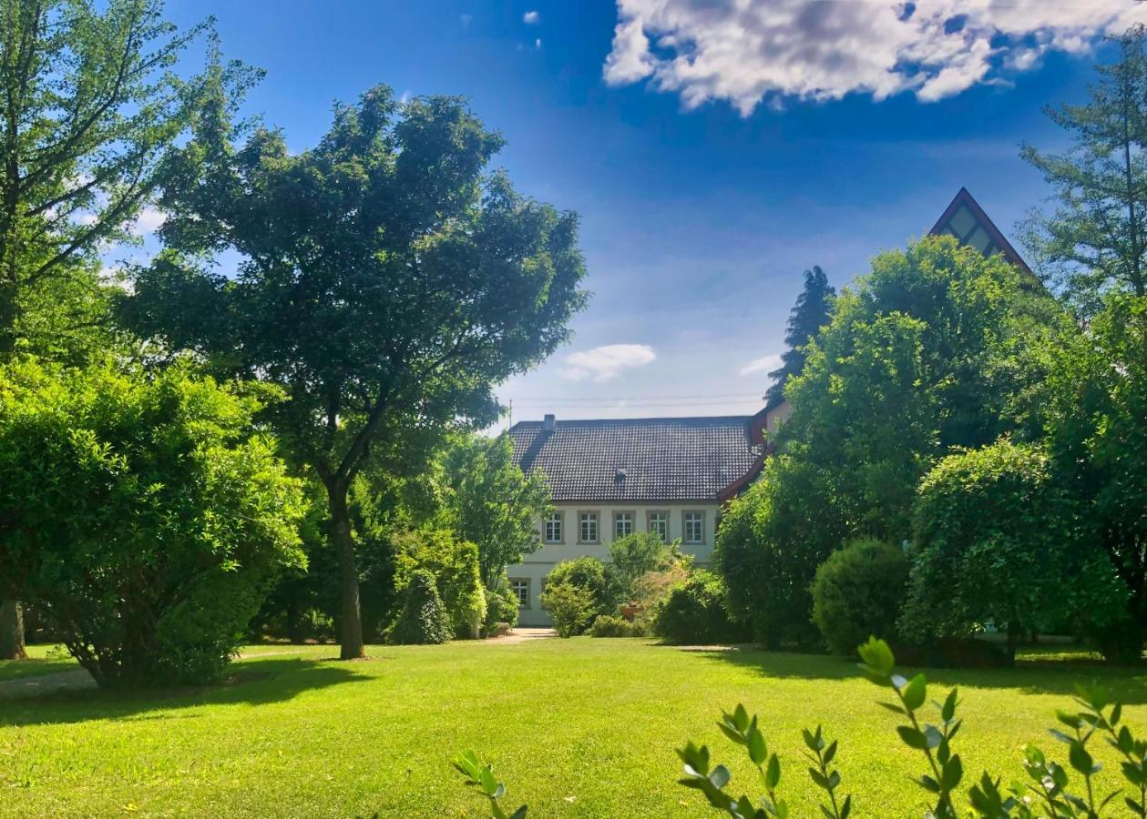 Schloss Sennfeld Adelsheim Exterior foto